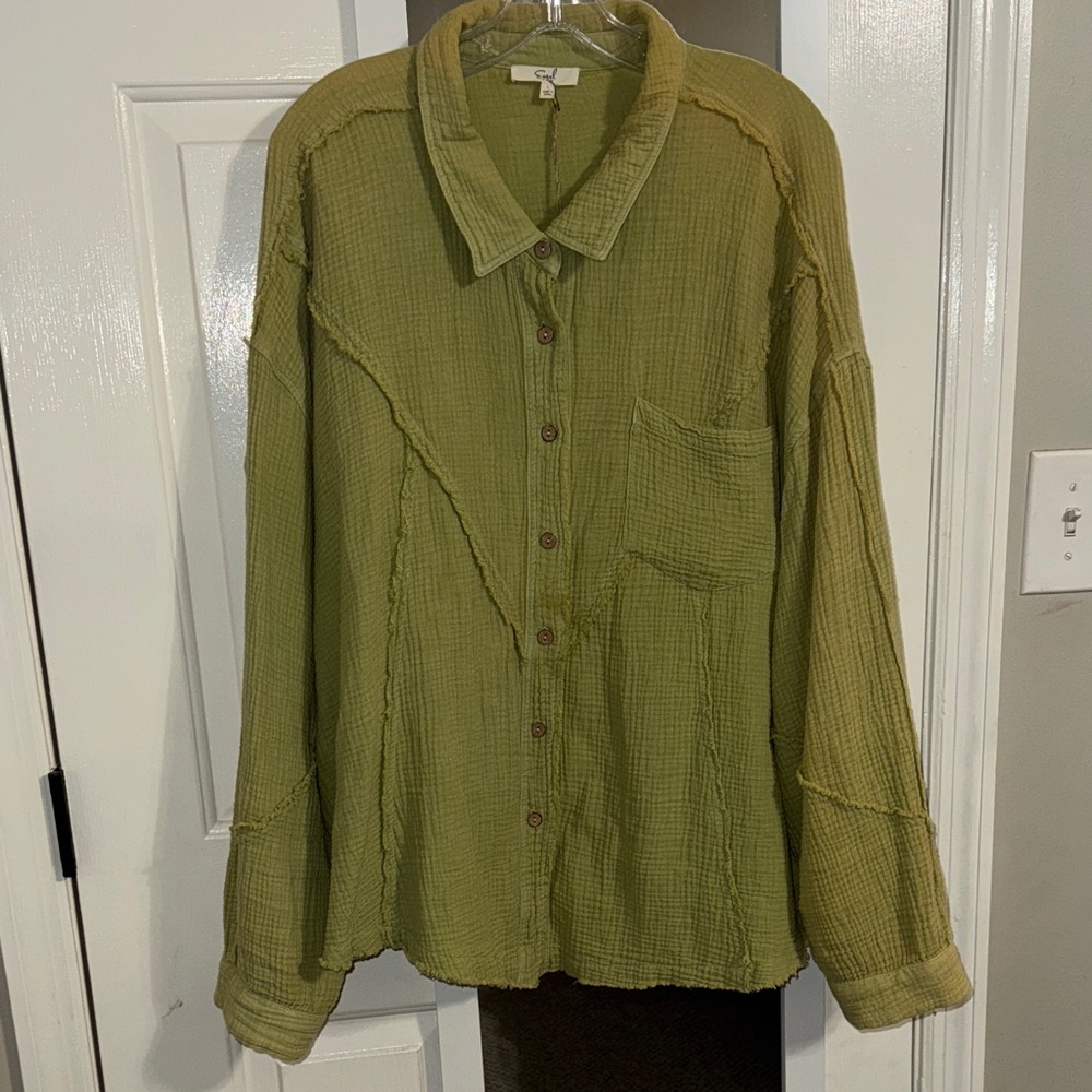 Easel Green Button-Up Shirt oversized
